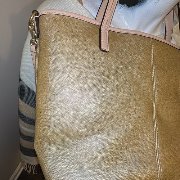 Coach Park Metro tote beautiful gold w/ beige (with a slight hue of pink) F25663 - Picture 10 of 16